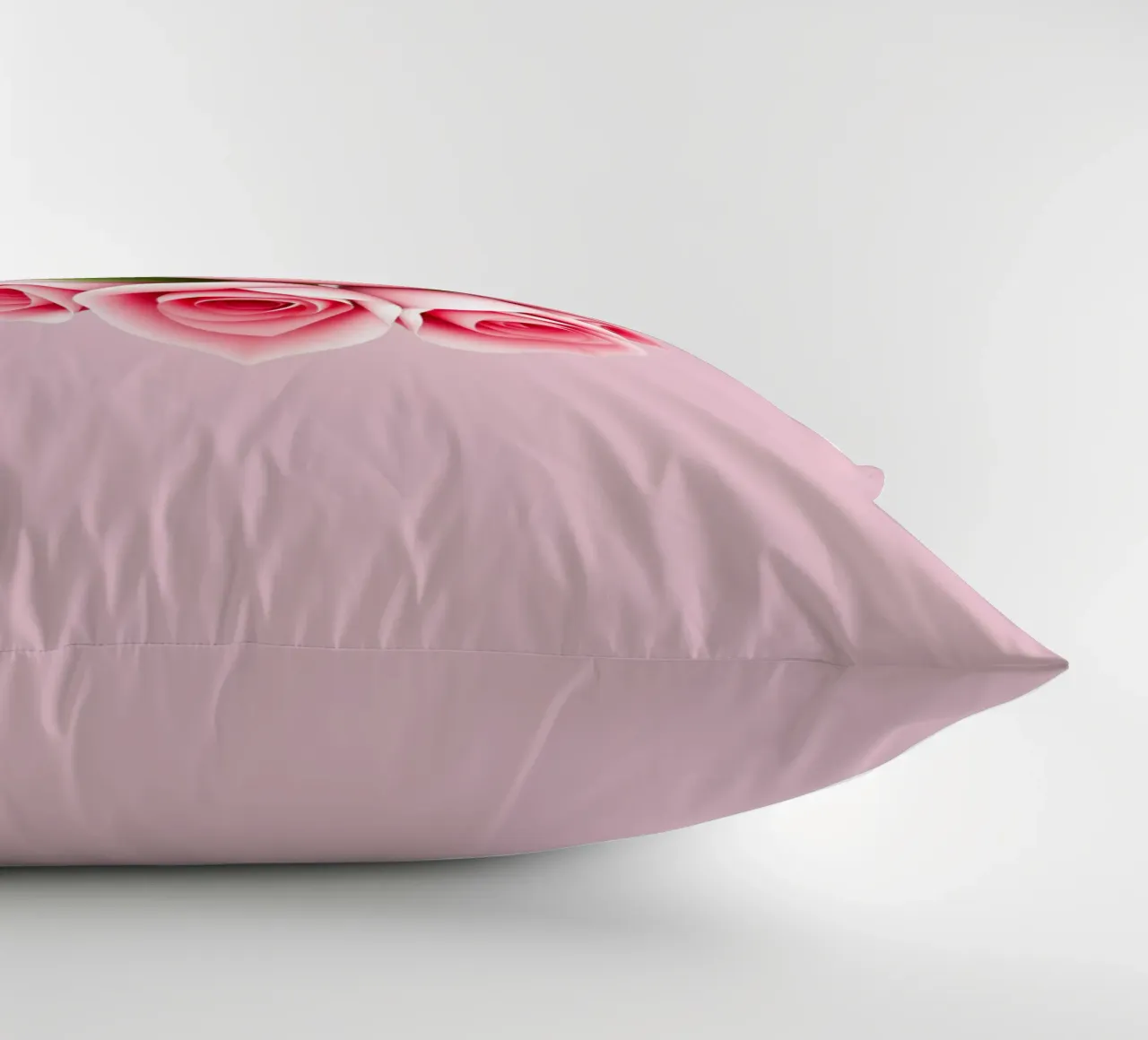 Un bouquet di rose rosa splendidamente composto cuscino da DesignDoodle