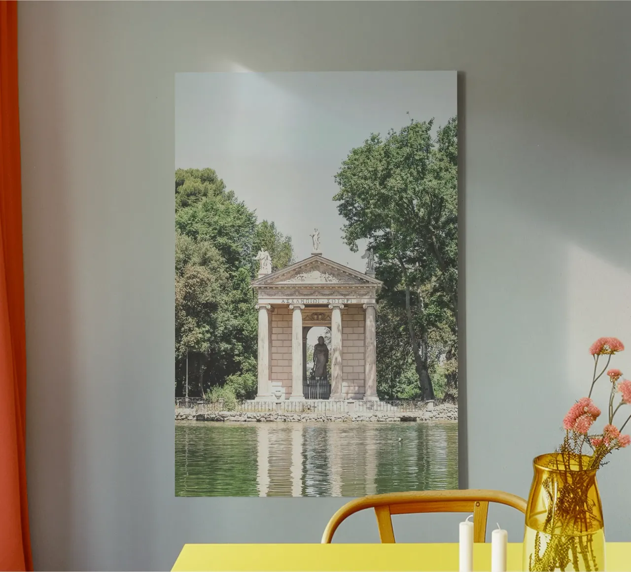 Roma, Italia I Tempio di Esculapio nel parco di Villa Borghese tela con Cornice a cassetta da Julie Travel Photography