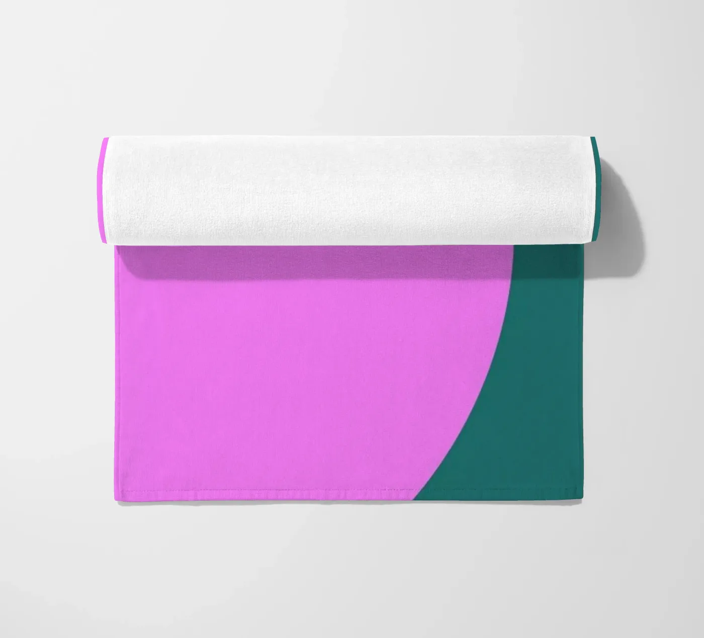 Shapes Strandtuch von Linda Gobeta