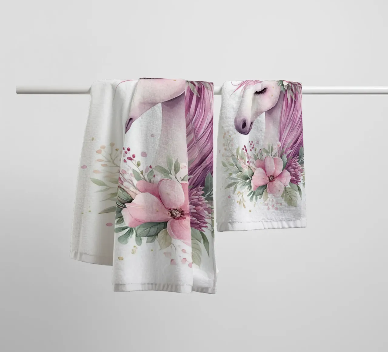 Magisches Blume Einhorn Handtuch von Carinaprint