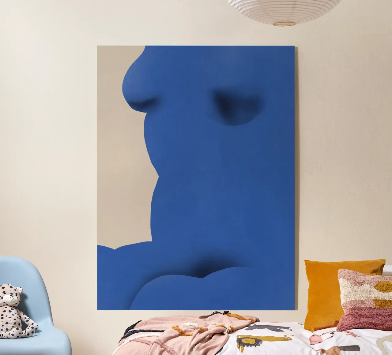 Nu bleu cobalt gros plan plexiglas de Little Dean