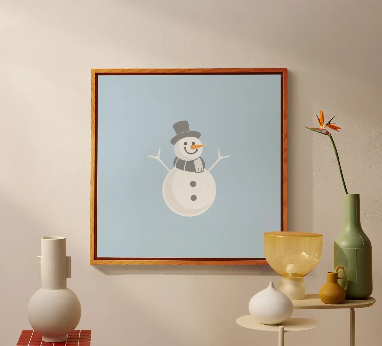 Un allegro pupazzo di neve che indossa un cappello nero e una sciarpa grigia plexiglass da DesignDoodle