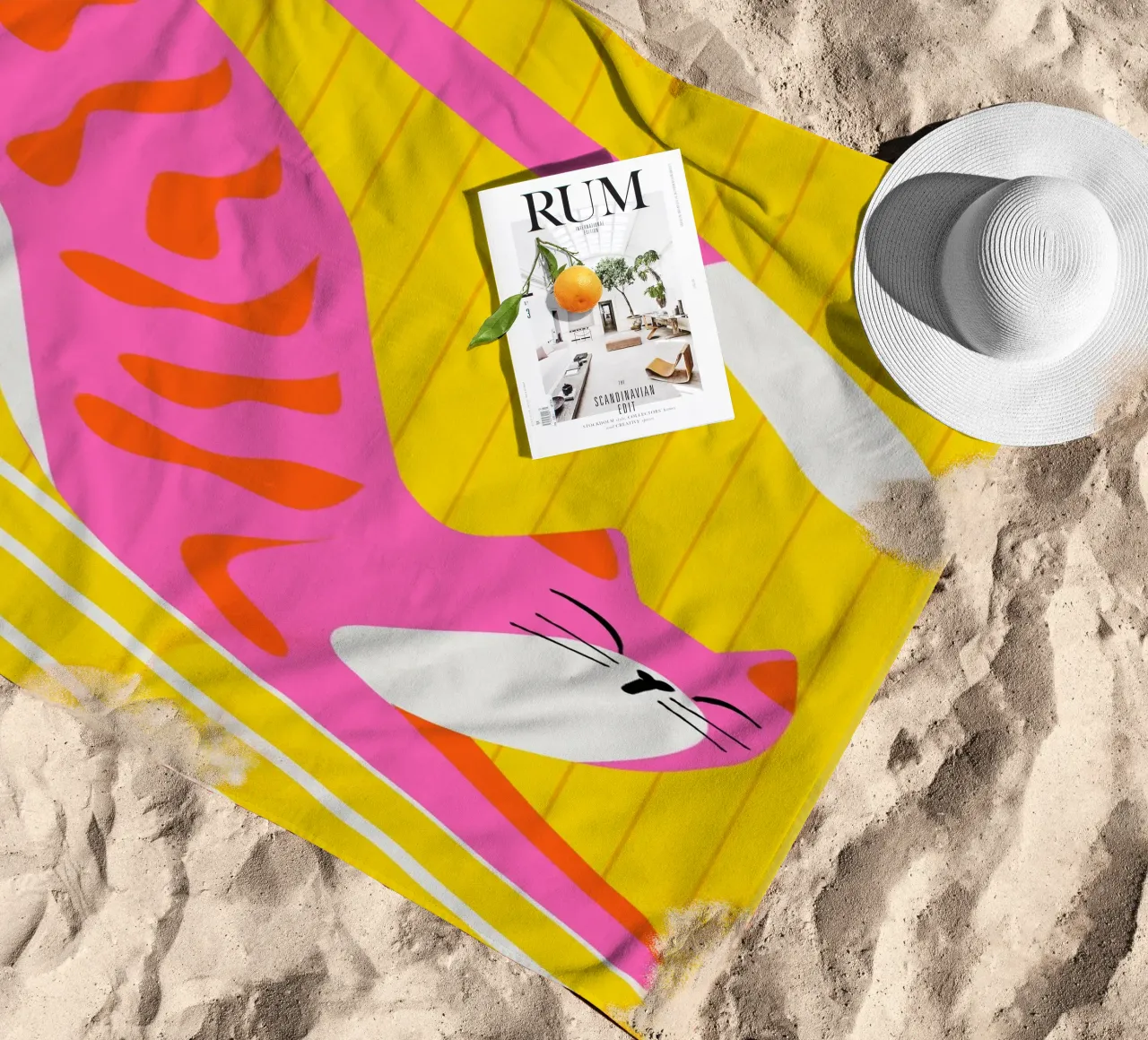 Moustaches qui roupillent serviette de plage de Kintsugi99
