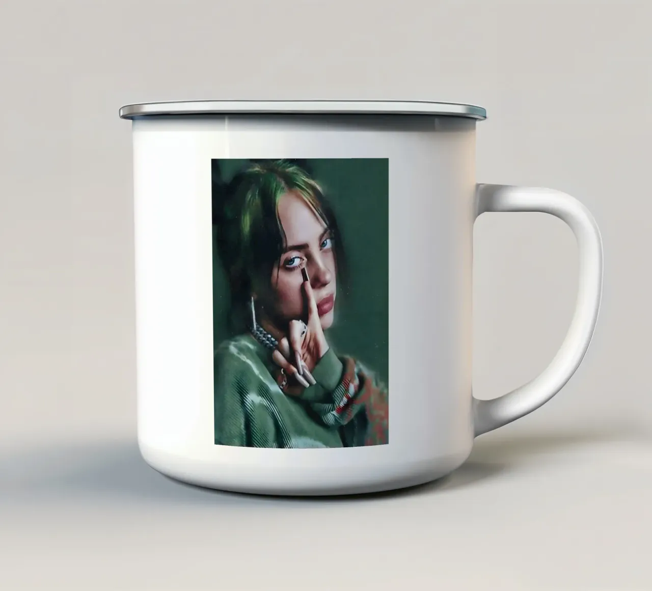 Billie Eilish tazza in smalto da Low poly art