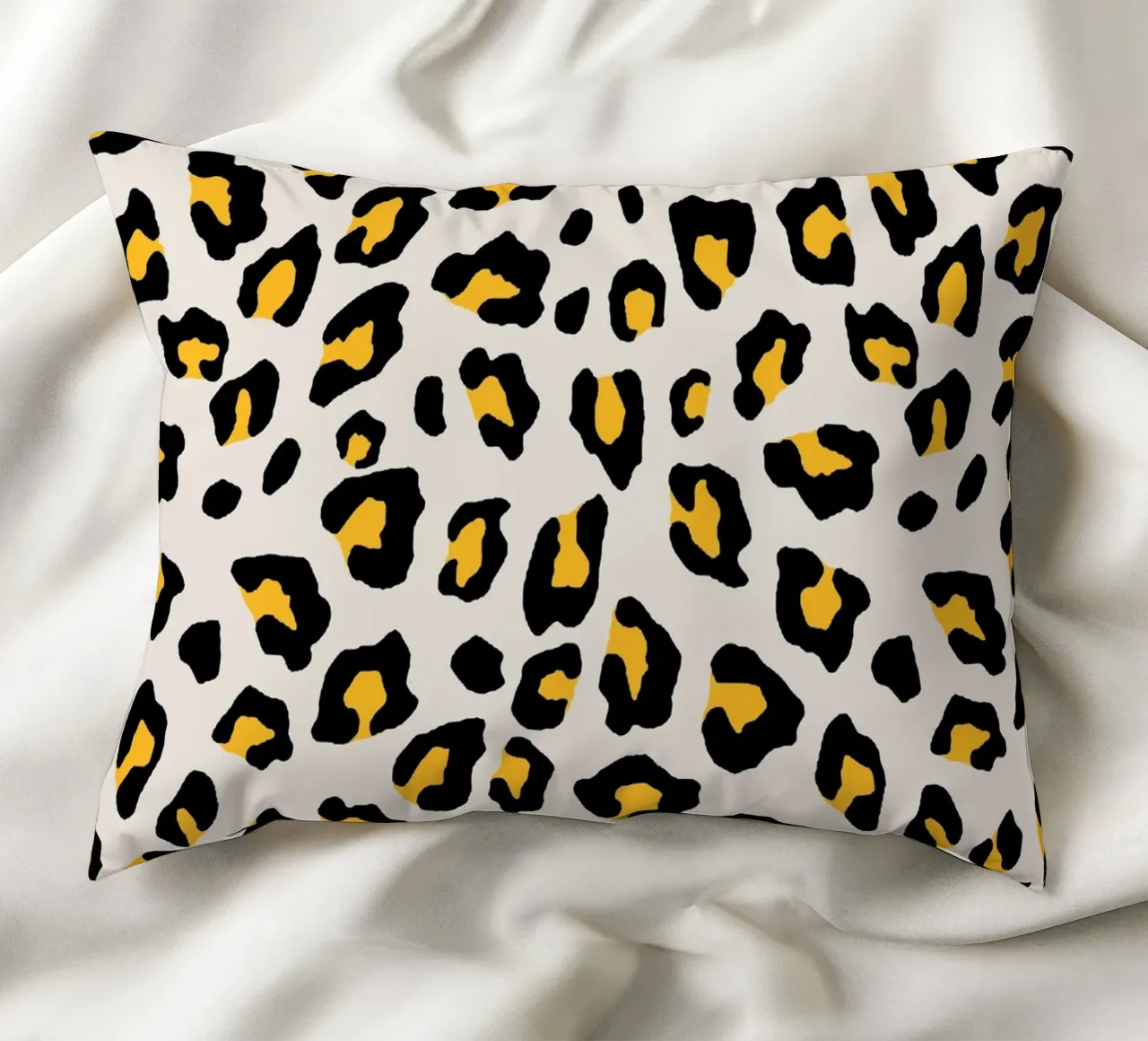 Imprimé léopard Jaune moutarde coussin de SilverPegasus