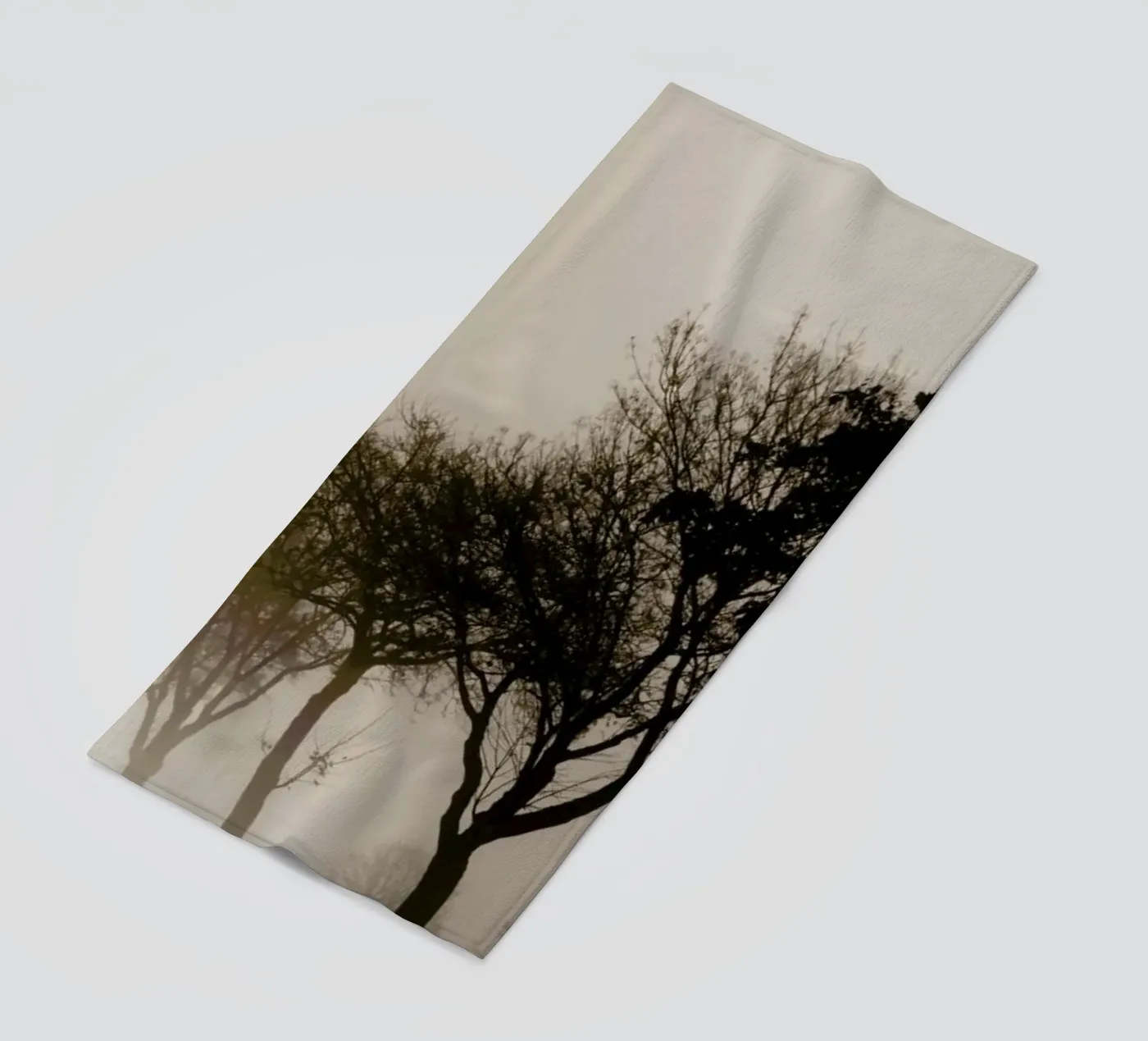 Brown Trees strandhanddoek van Monika Strigel