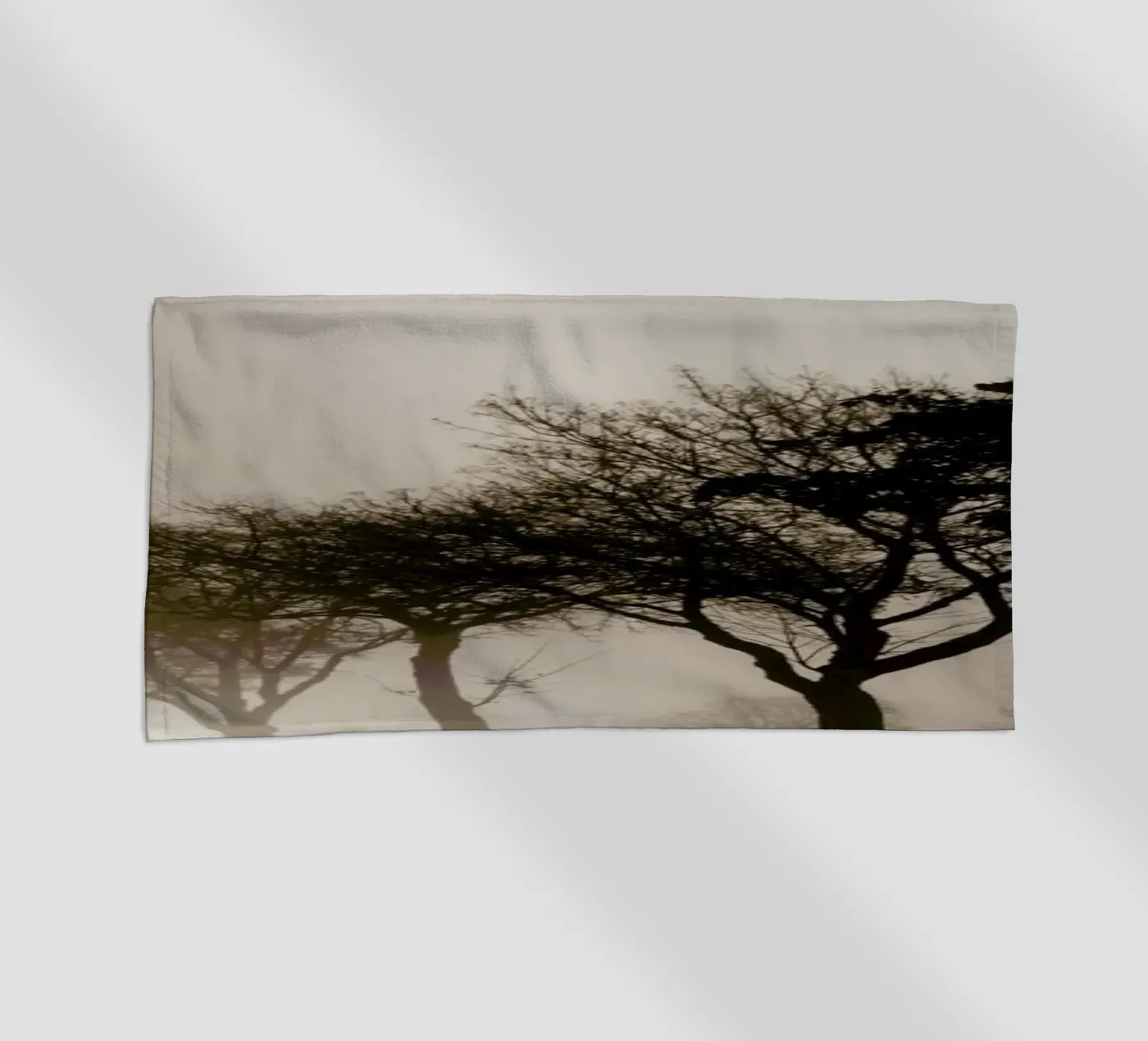 Brown Trees strandhanddoek van Monika Strigel