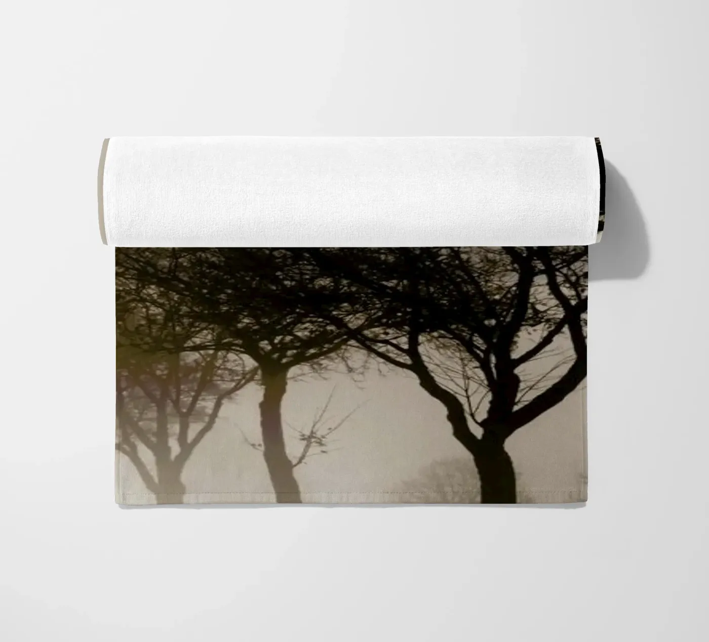 Brown Trees telo mare da Monika Strigel