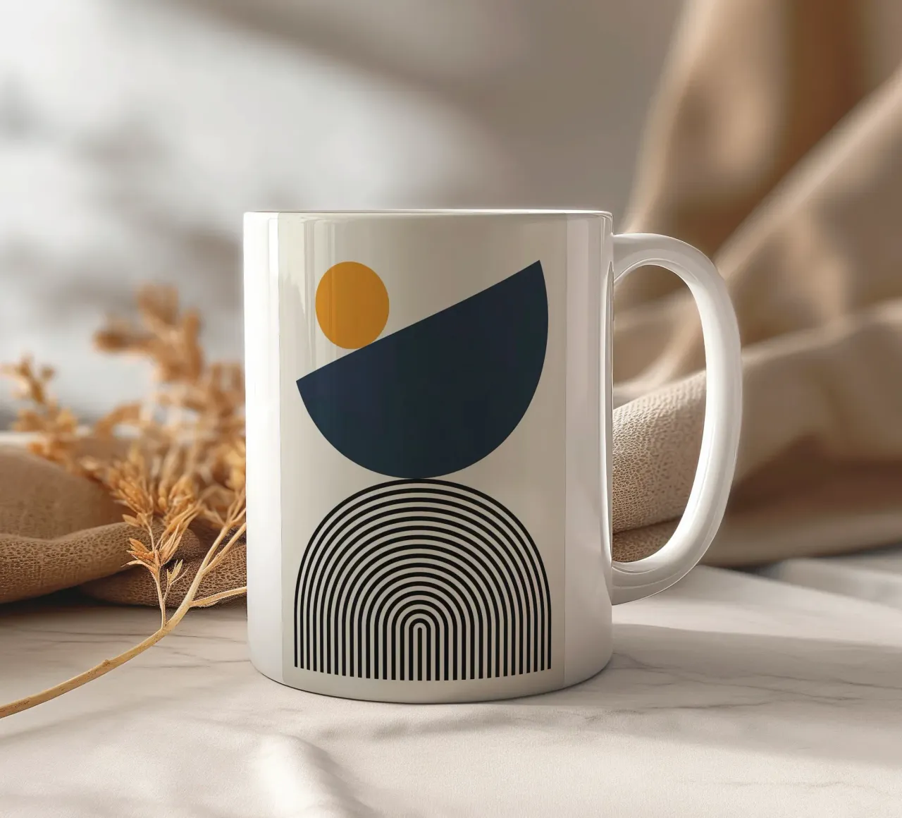 cerchio semicerchio arancione tazza in ceramica da Dale Edward YoungJr