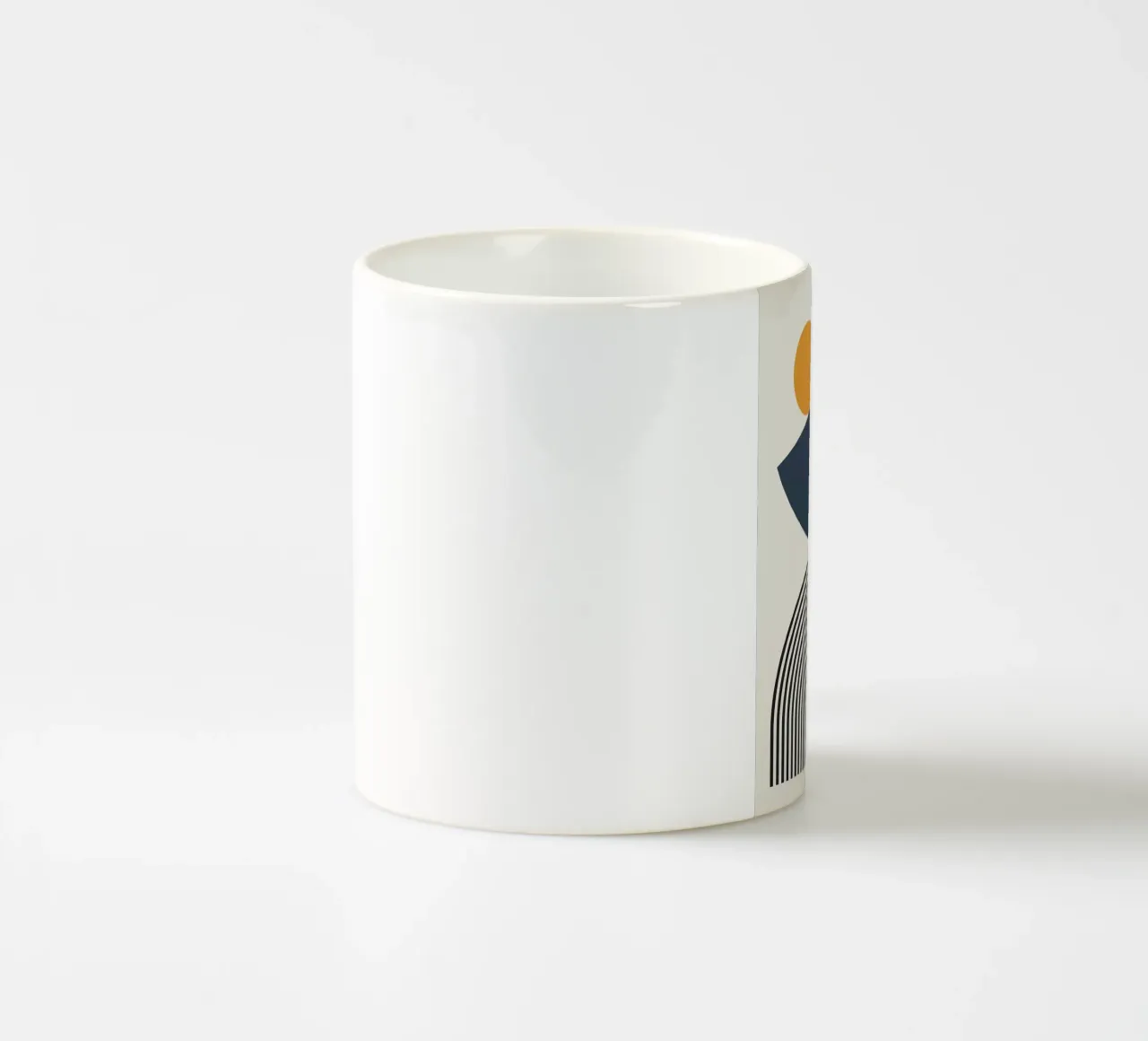 cerchio semicerchio arancione tazza in ceramica da Dale Edward YoungJr