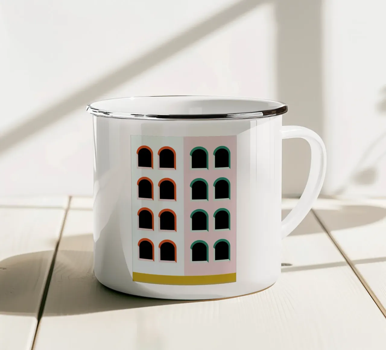 Arched Window House tazza in smalto da Linda Gobeta