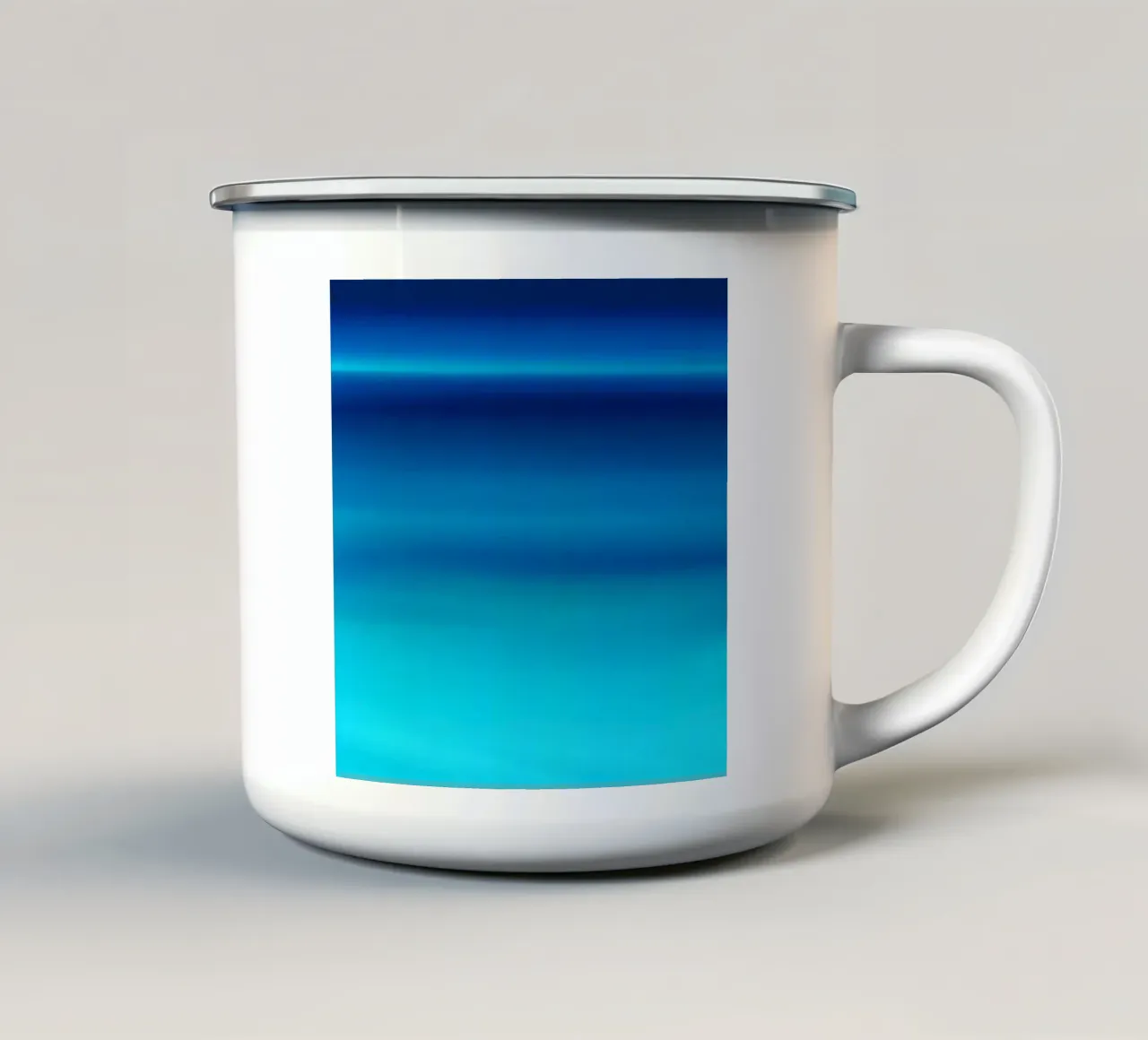 Gradiente oceano blu con onde delicate tazza in smalto da PhotoVibe Decor