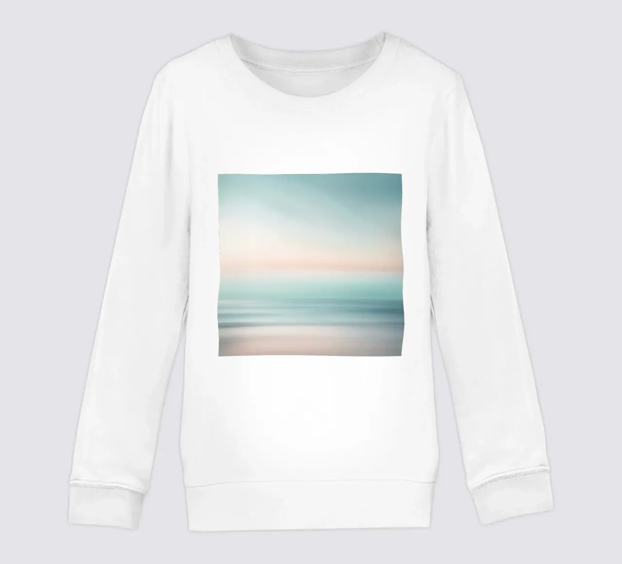 Strati di oceano sfocati in un pallido tramonto felpa bambino da PhotoVibe Decor