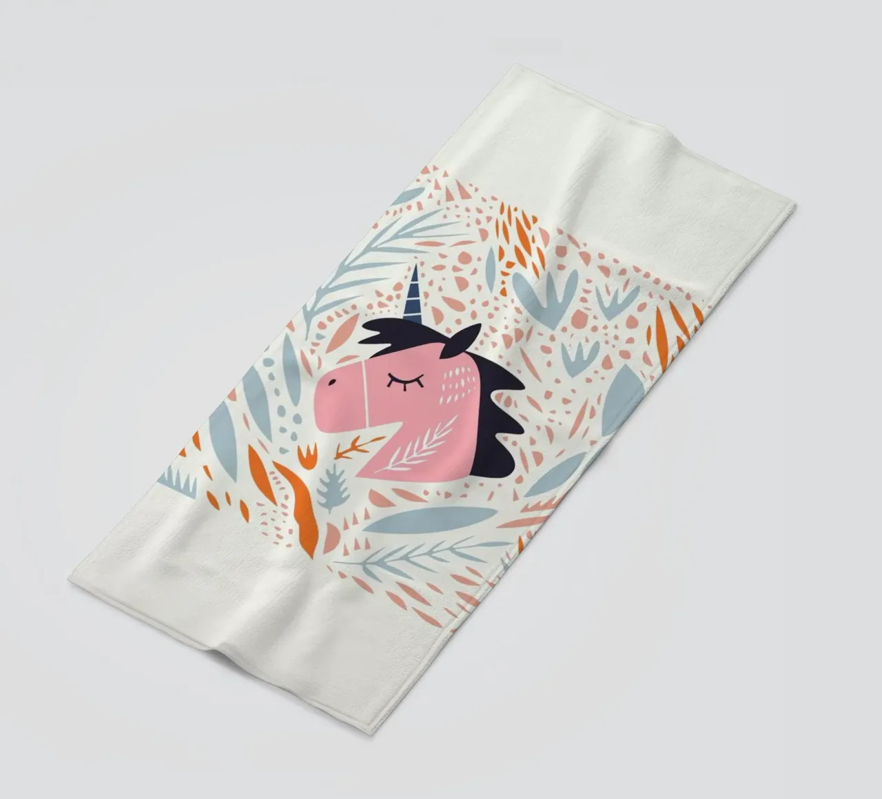 Unicorn in Nature telo mare da Little Flourishes
