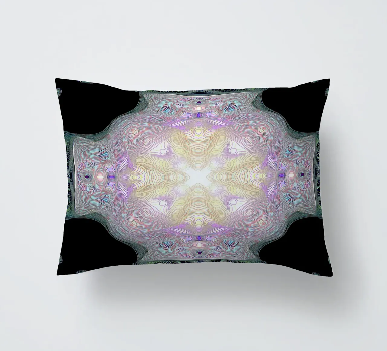 Croix lumineuse jaune/violet sur fond noir coussin de Gürsel Yesil Digital Art