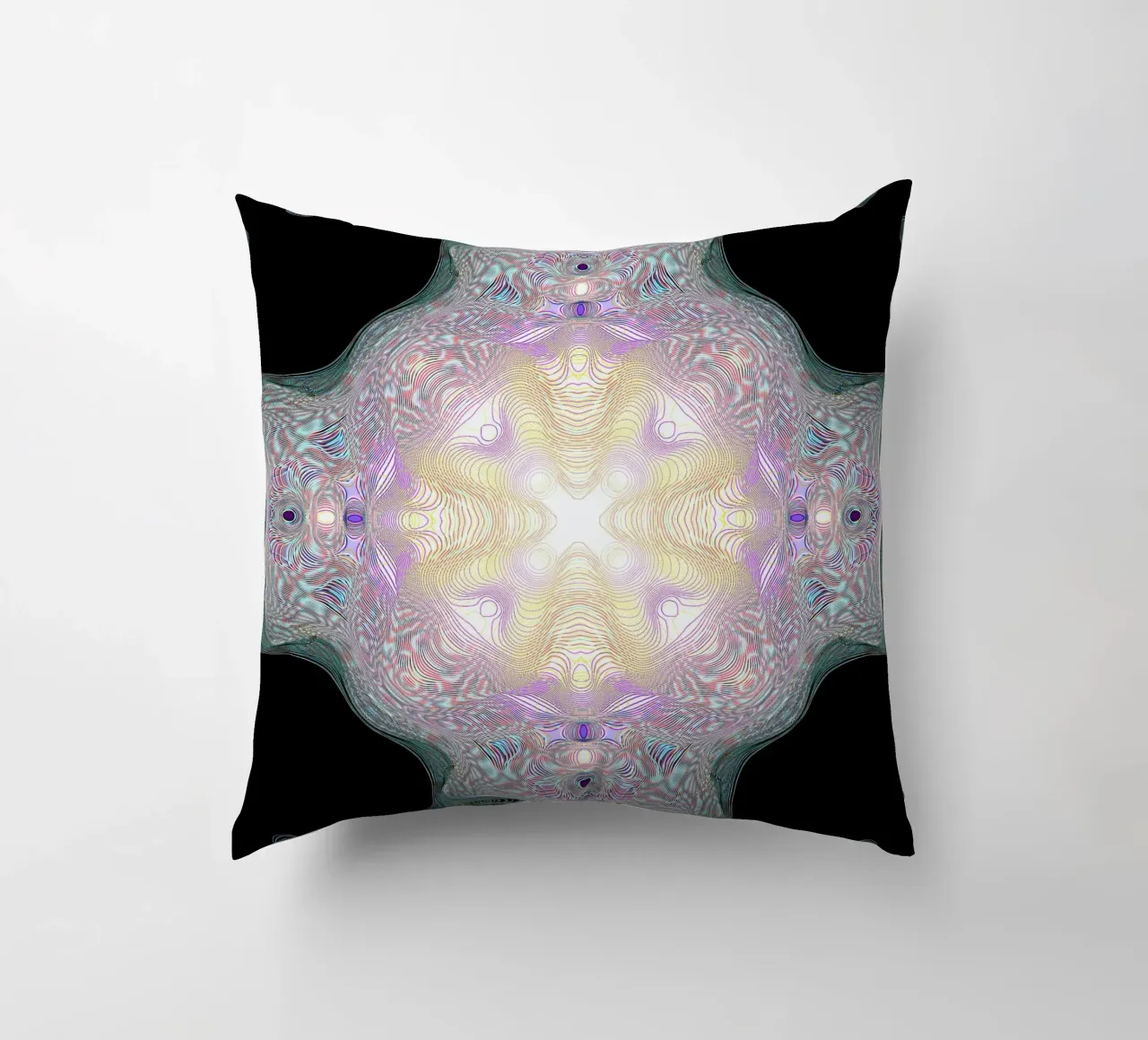 Croix lumineuse jaune/violet sur fond noir coussin de Gürsel Yesil Digital Art