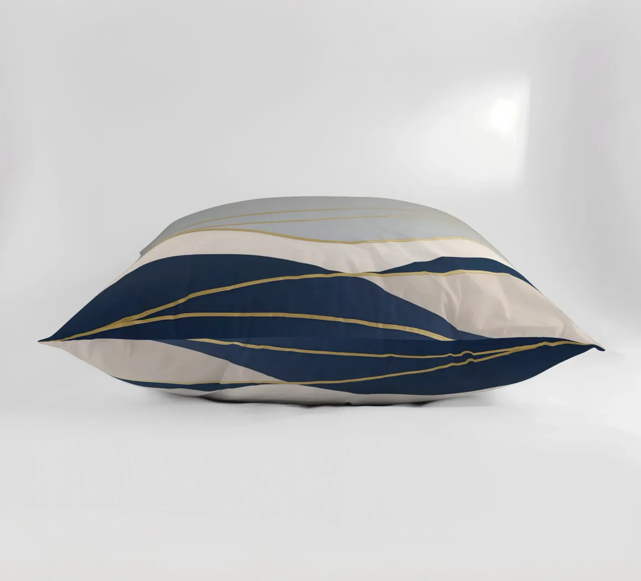 Goud omzoomde abstracte heuvels in zachte tinten kussen van Artbyvo