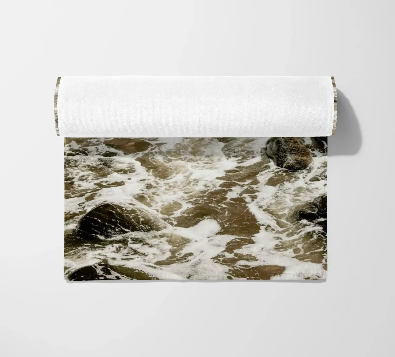 Cola Tide telo mare da Shot By Clint