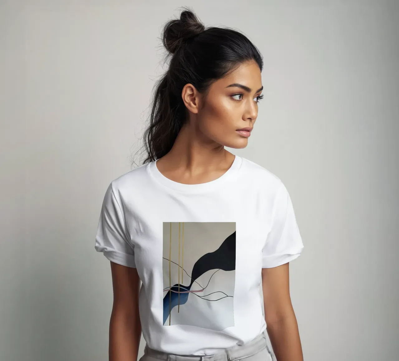 Abstract Flow with Gold and Pink Lines T-Shirt von Artbyvo