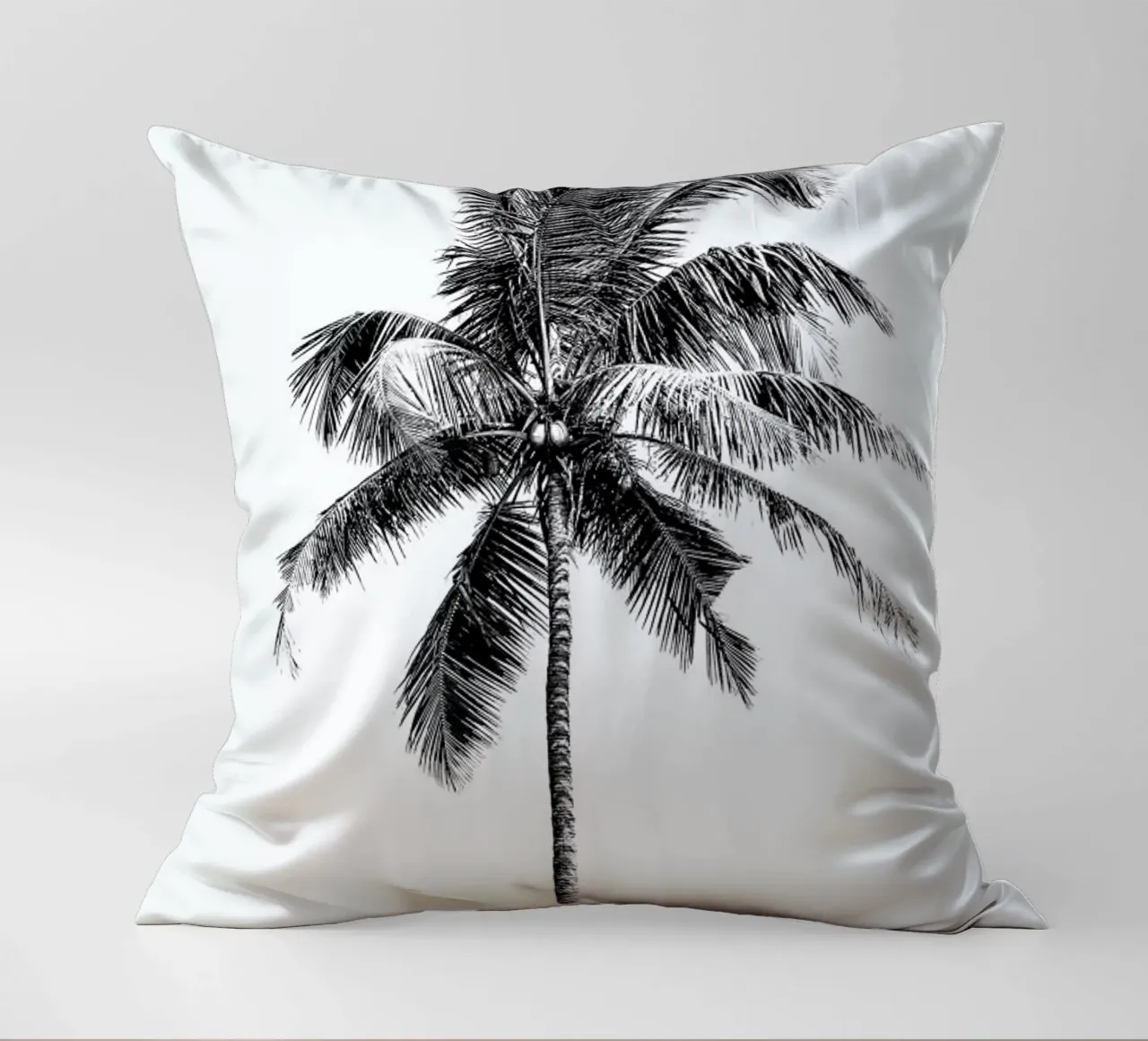 Palm Tree By The Beach 2 cuscino da Victoria Frost