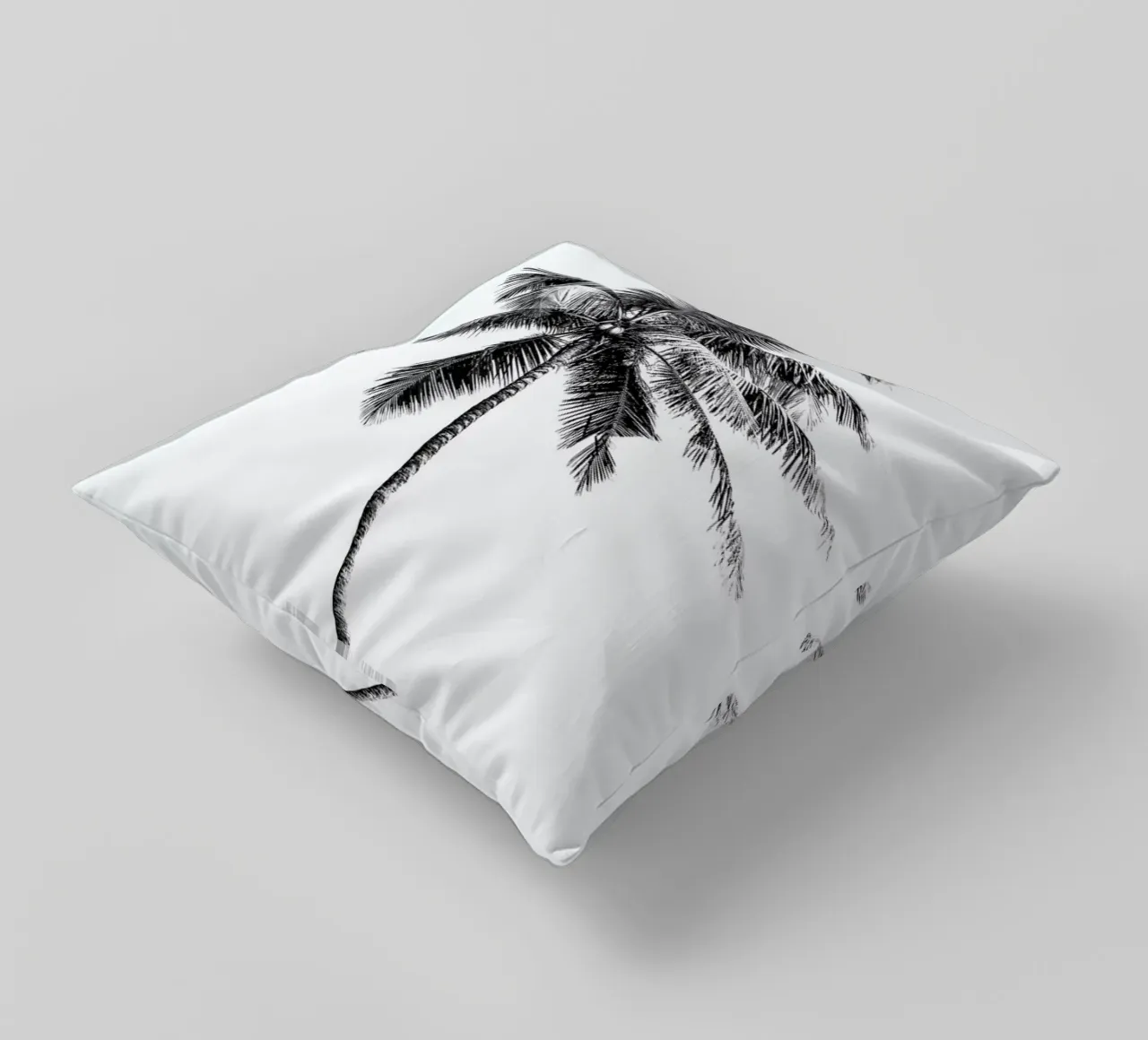 Palm Tree By The Beach 2 cuscino da Victoria Frost