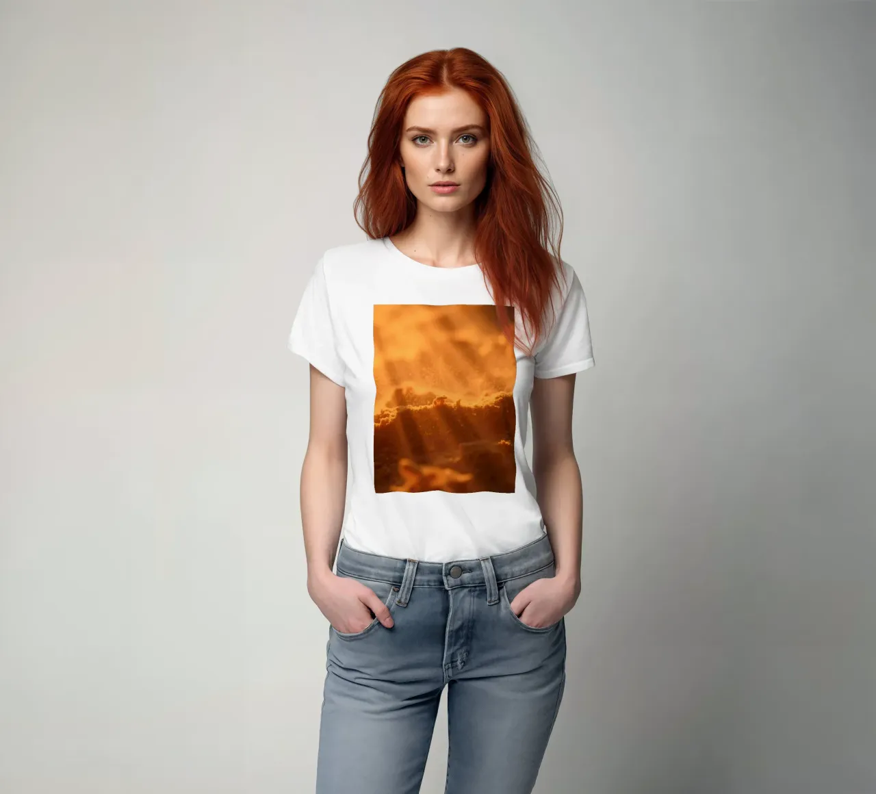 Struttura sabbiosa illuminata da una luce soffusa che crea una sensazione di calore t-shirt da DesignDoodle