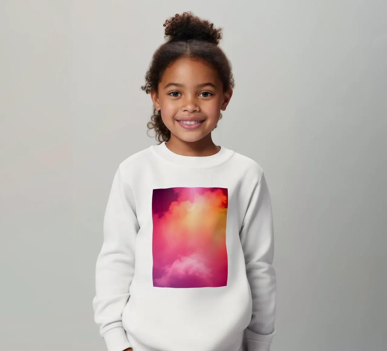 Sfondo astratto di una nuvola con colori sfumati e morbide felpa bambino da DesignDoodle