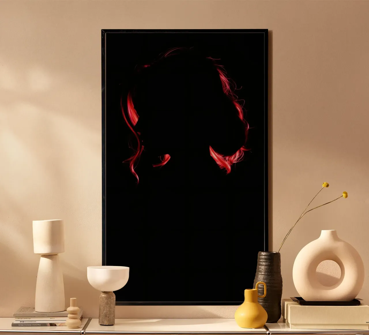 una sagoma di donna dai capelli rossi luce oscurità poster da DesignDoodle