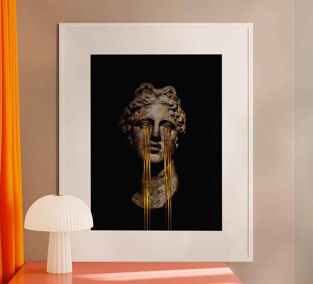 Queen of Sorrow poster con telaio in plastica da Frank Moth