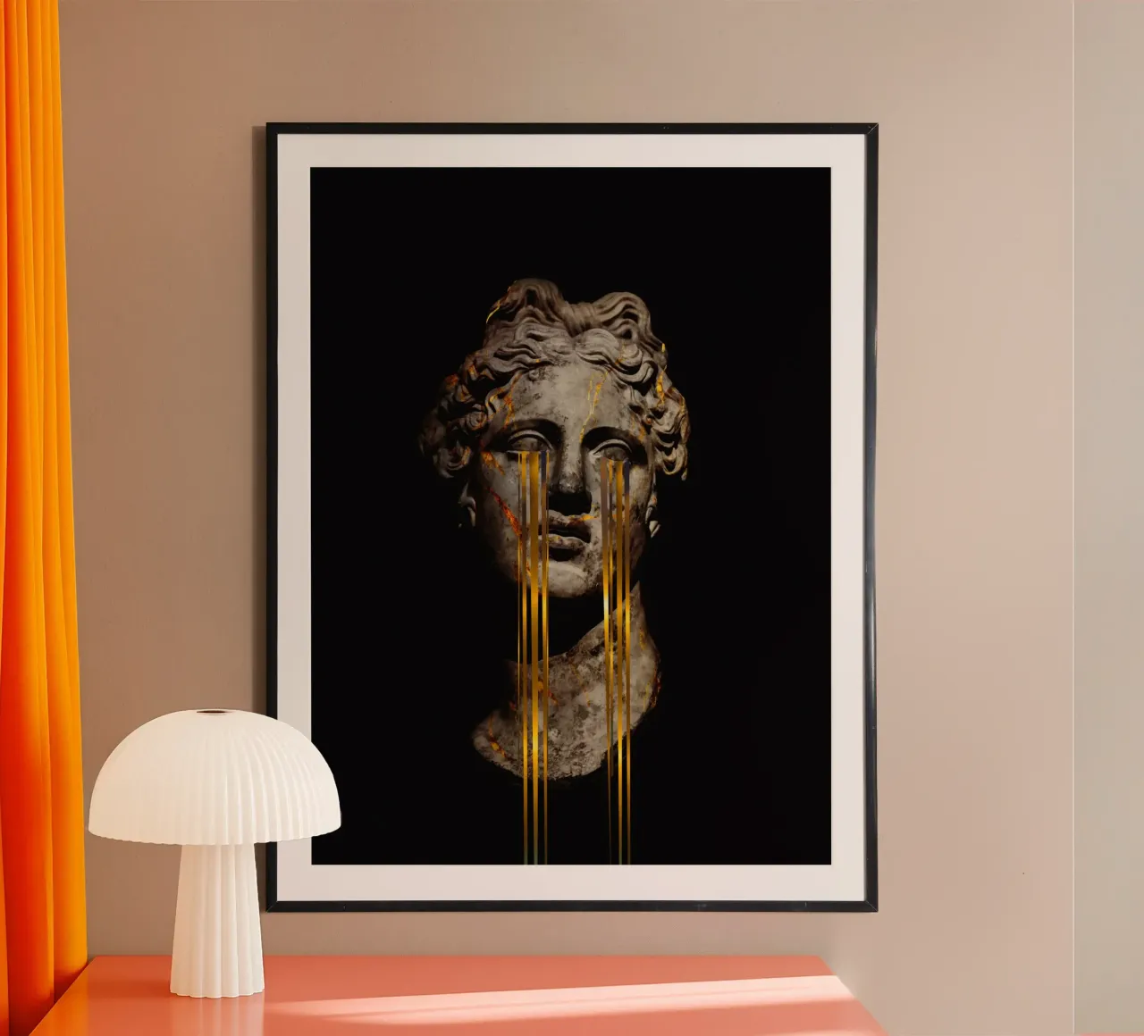 Queen of Sorrow poster con telaio in plastica da Frank Moth