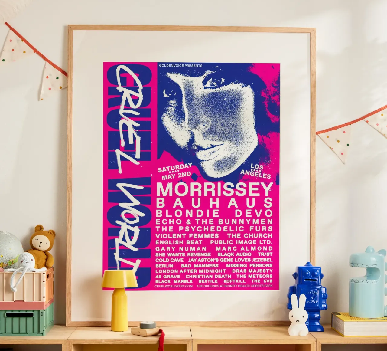 Festival del mondo crudele poster con telaio in plastica da Band Merch