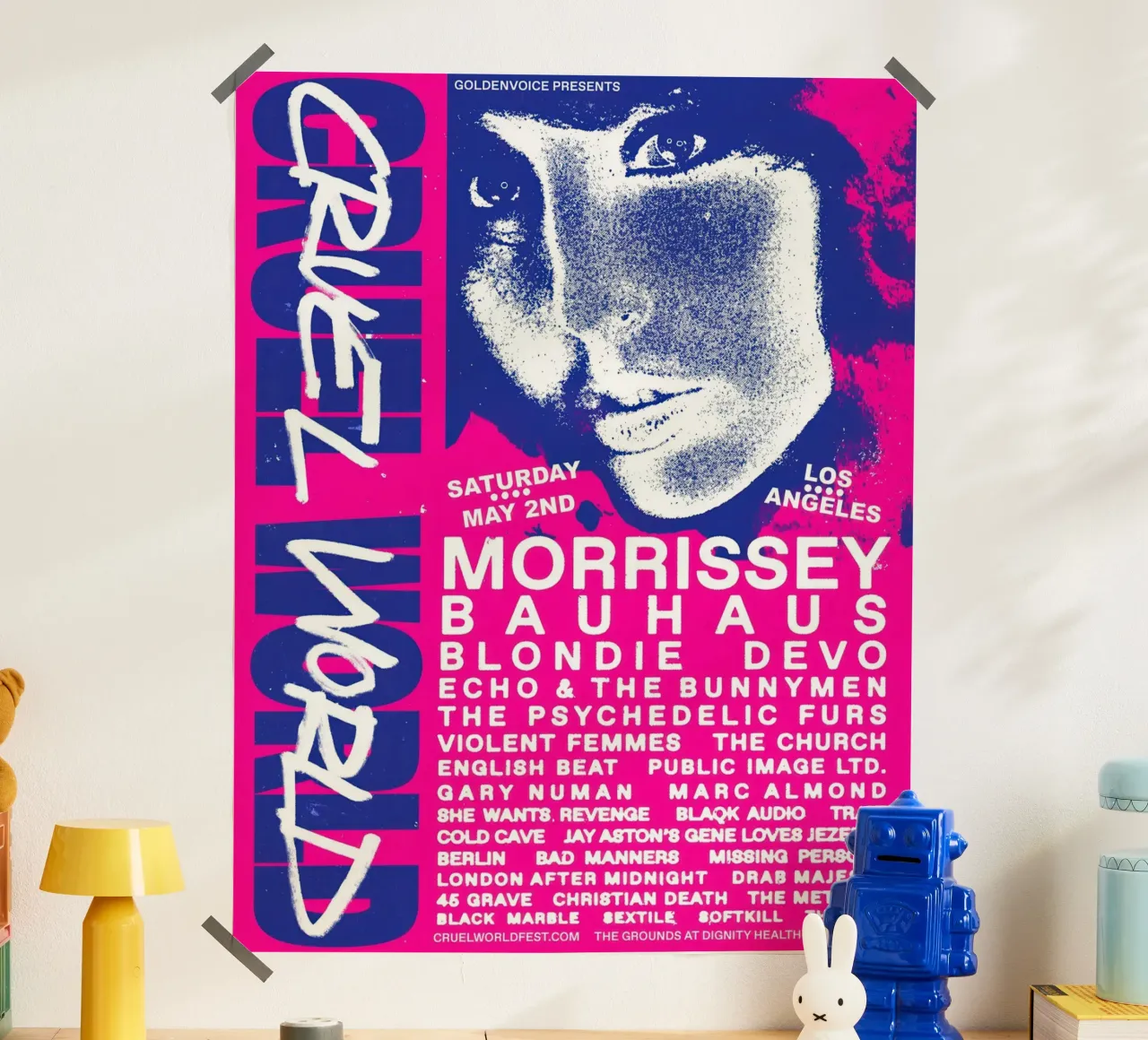 Festival del mondo crudele poster con telaio in plastica da Band Merch