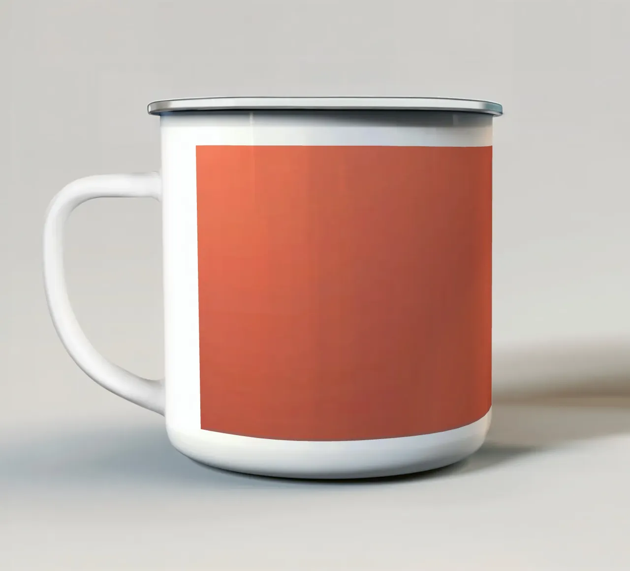 Elegante vaso con fiori delicati su uno sfondo caldo tazza in smalto da DesignDoodle
