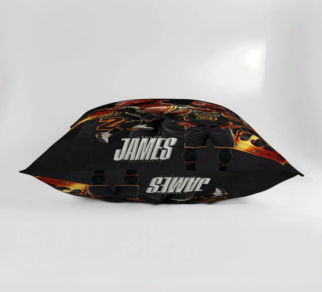 Lebron James cuscino da Agus Creative