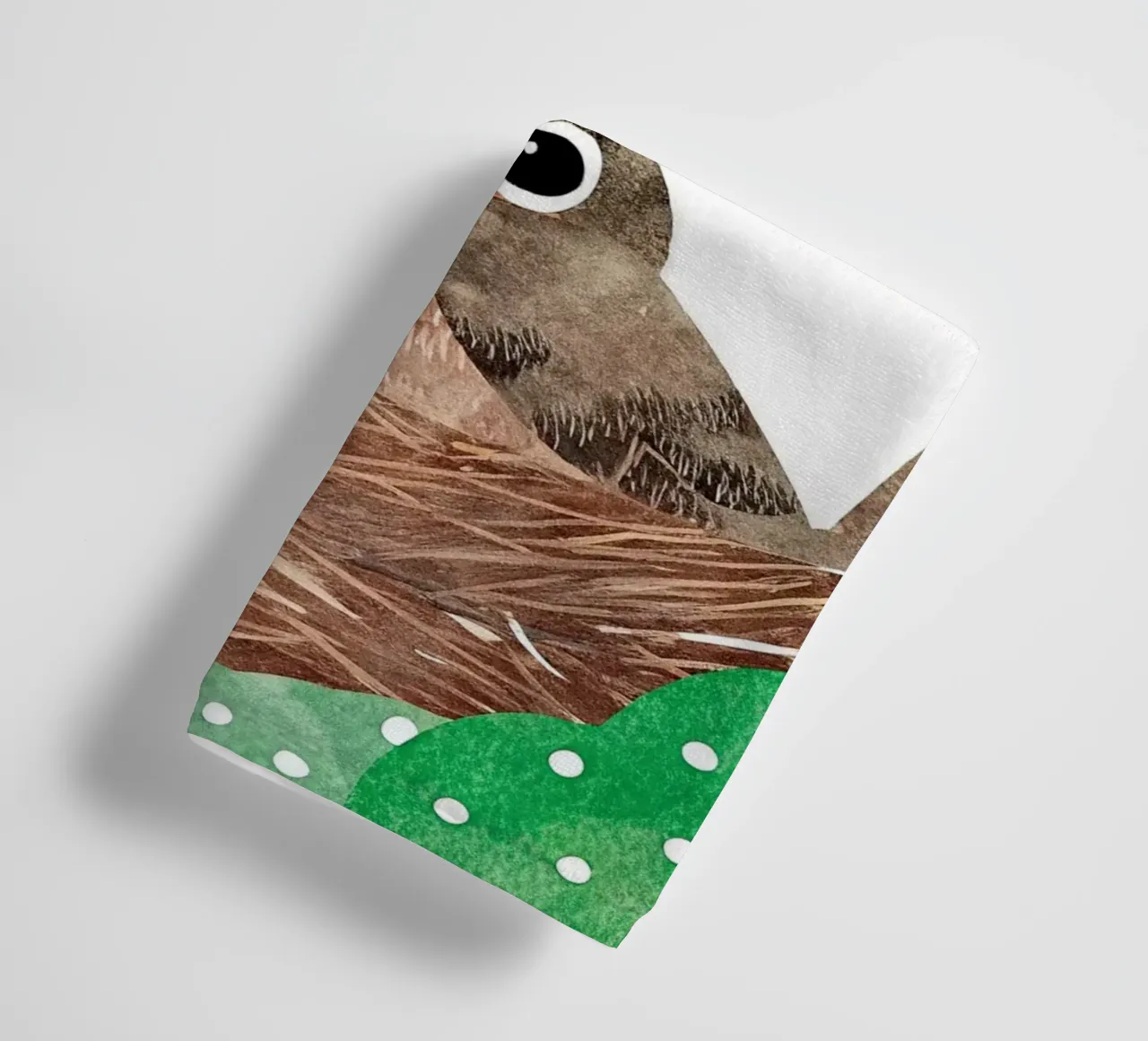 Vogelmutter in ihrem Nest Handtuch von BABY ART PRINTS