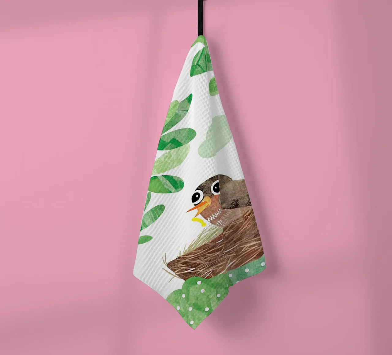 Vogelmutter in ihrem Nest Geschirrtuch von BABY ART PRINTS