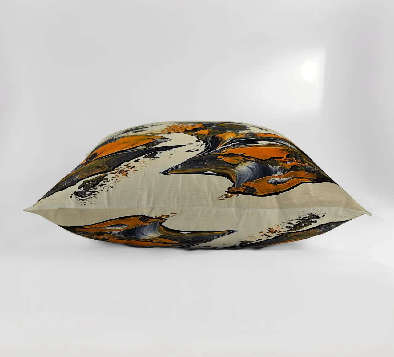 MESSAGE FROM THE HEART 23 cuscino da Thierry Vobmann Abstract painting