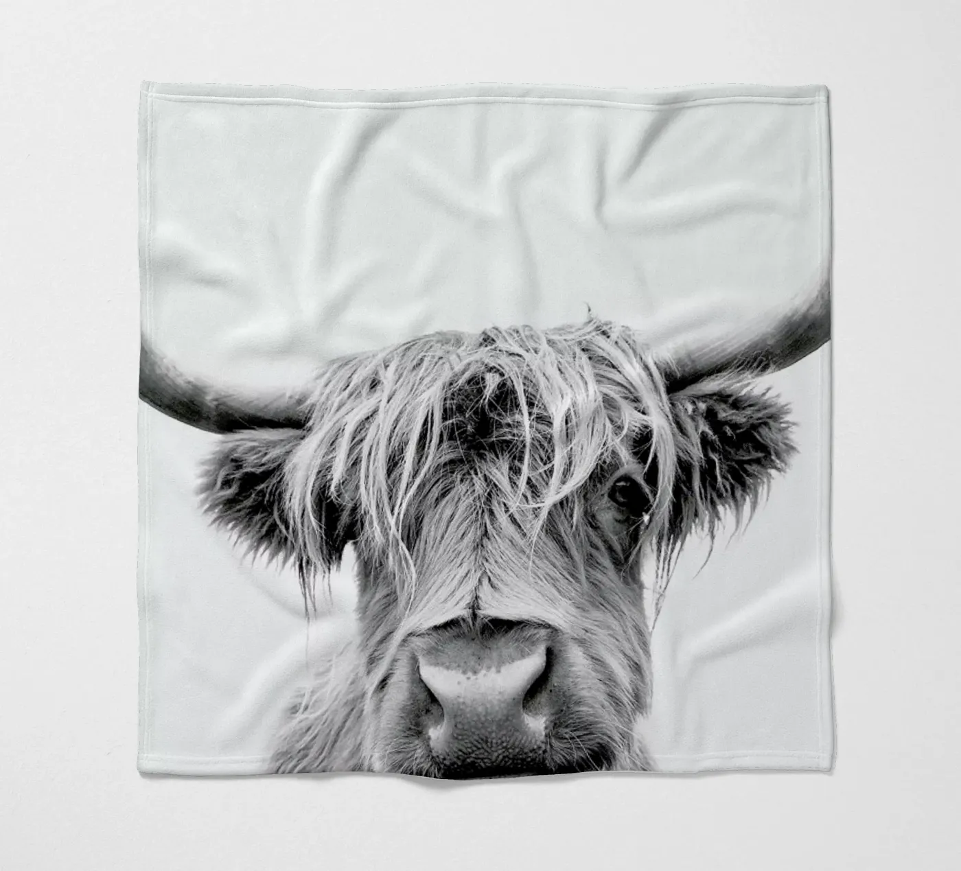 Beneath Raised Brows fleecedeken van Natural Kingdom