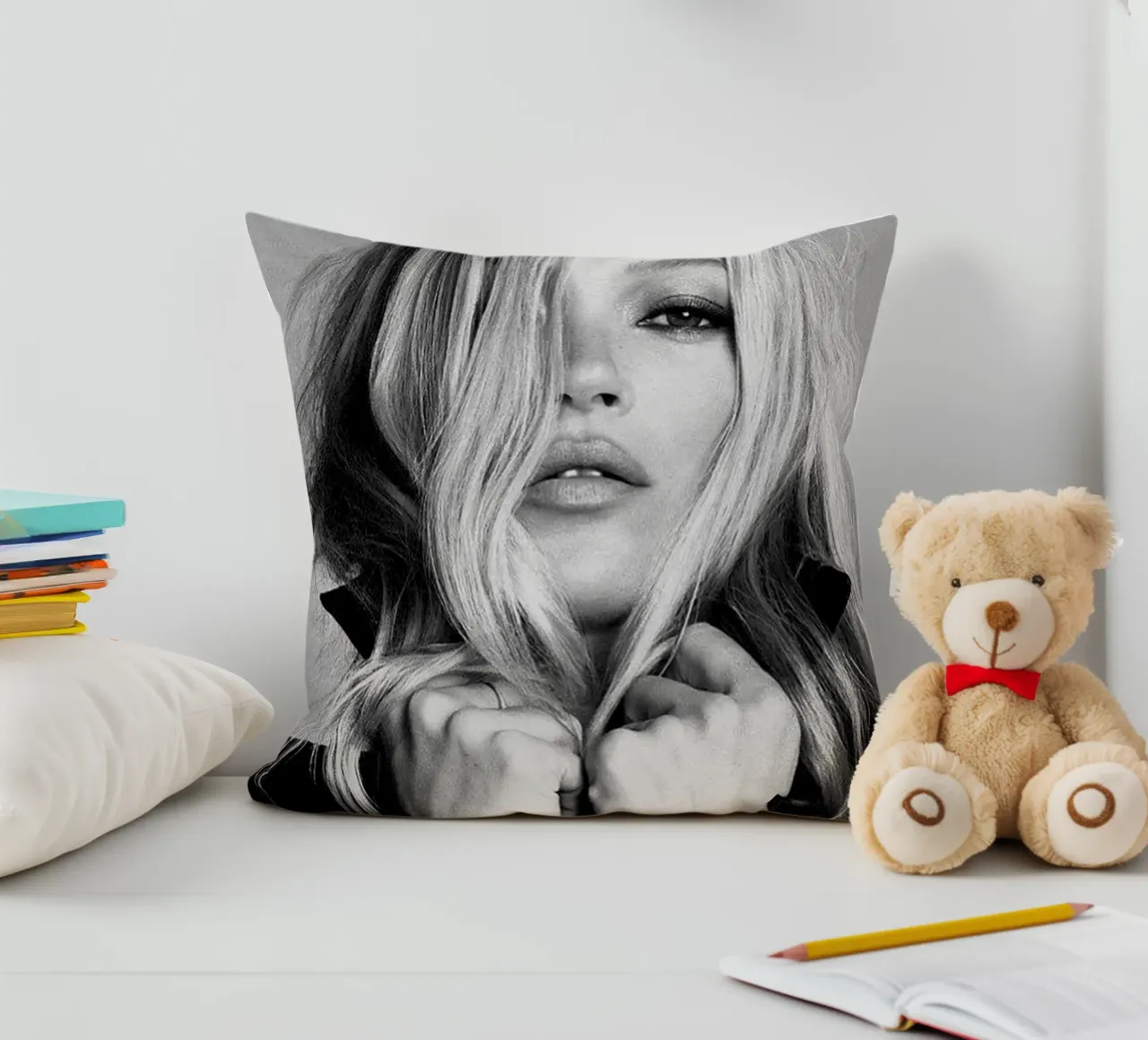 Ragazza alla moda cuscino da Alex happy shop