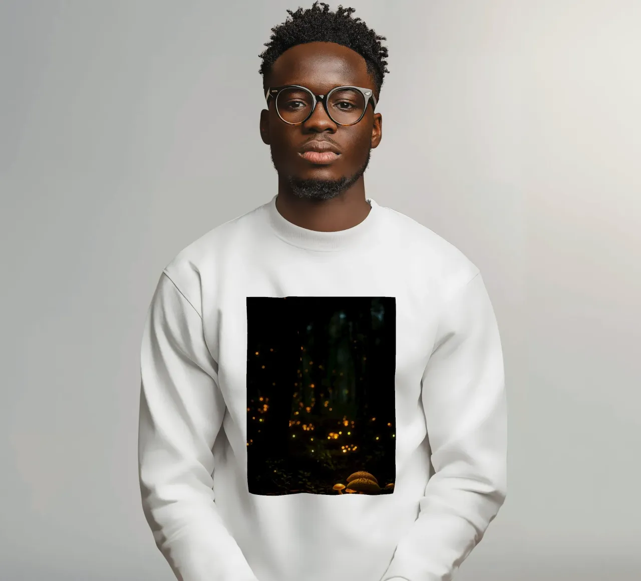 Foresta magica con luci e funghi incandescenti felpa da DesignDoodle