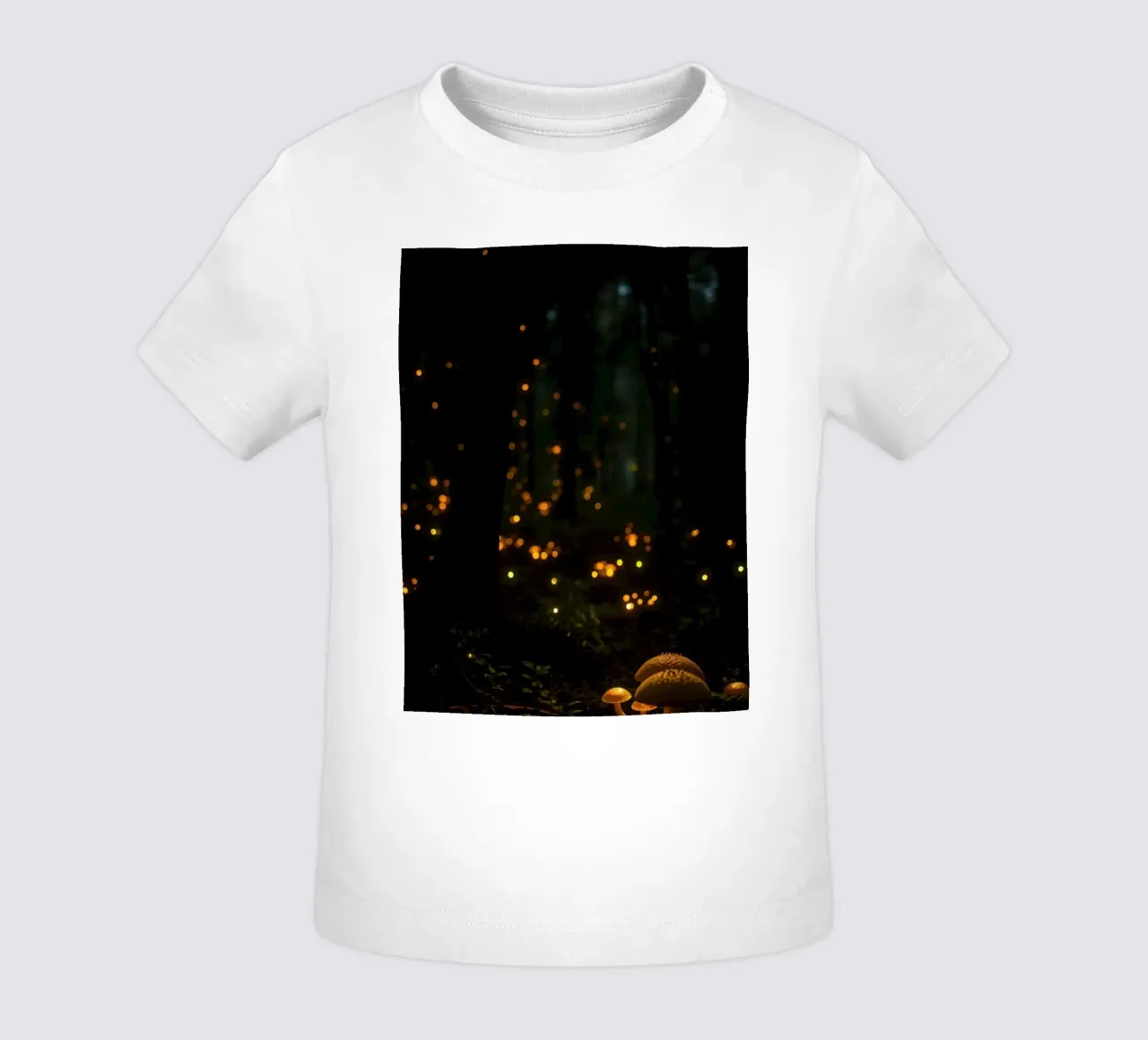 Foresta magica con luci e funghi incandescenti maglietta neonato da DesignDoodle