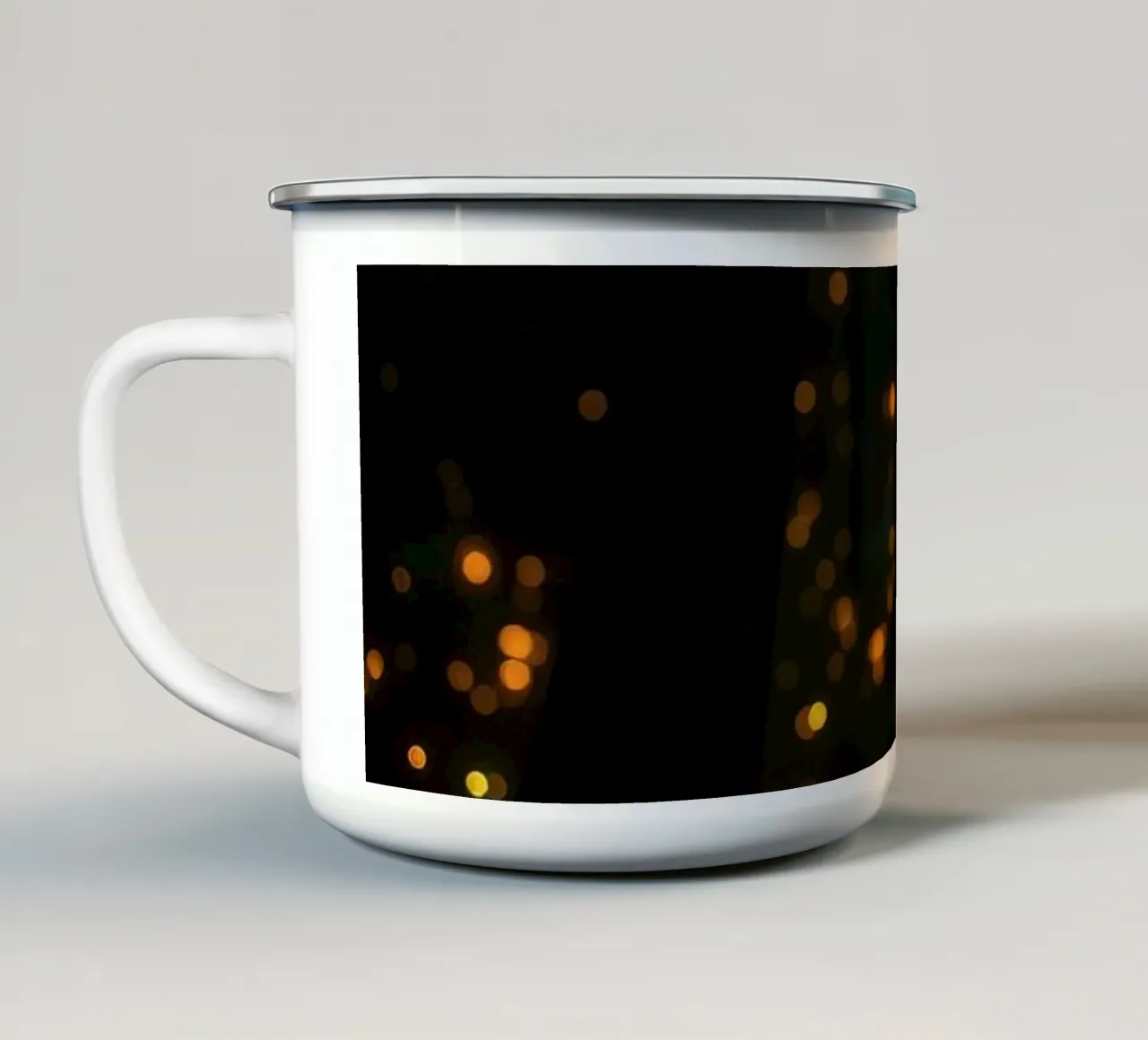 Foresta magica con luci e funghi incandescenti tazza in smalto da DesignDoodle