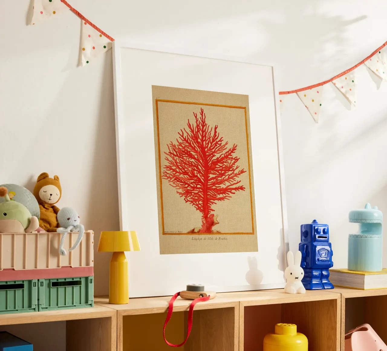 Red Hot poster con telaio in alluminio da vintagebotanics