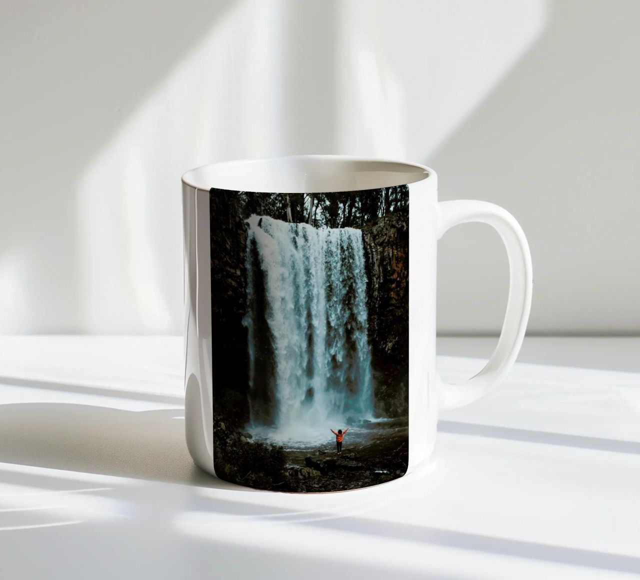 Full Force by @connorjvaughan tazza in ceramica da EyeEm Mobile GmbH