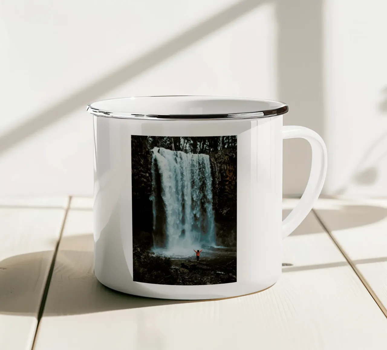 Full Force by @connorjvaughan mug en émail de EyeEm Mobile GmbH