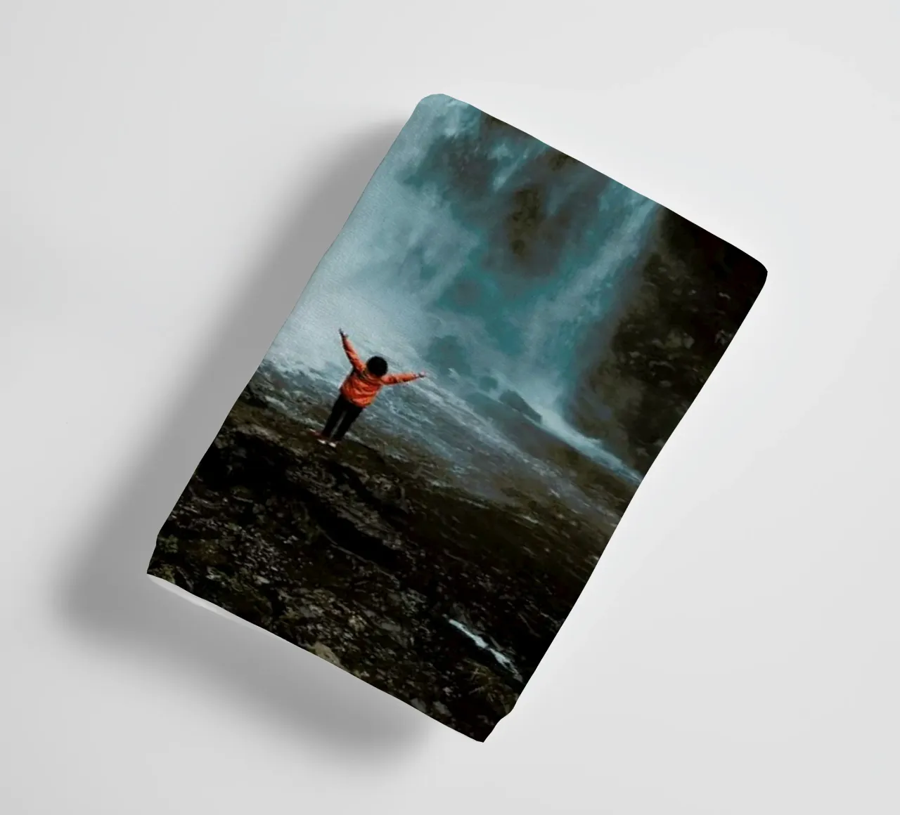 Full Force by @connorjvaughan asciugamano da bagno da EyeEm Mobile GmbH