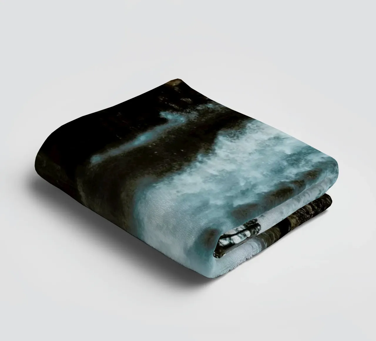 Full Force by @connorjvaughan asciugamano da bagno da EyeEm Mobile GmbH