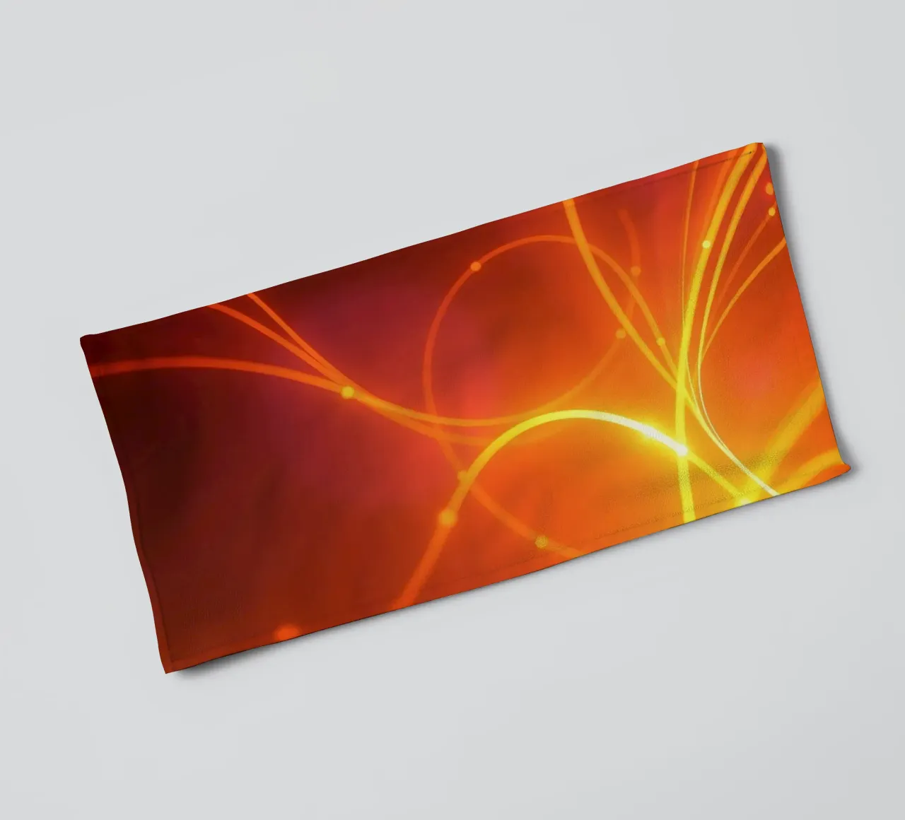 Levendig abstract oranje en geel behangontwerp badhanddoek van DesignDoodle