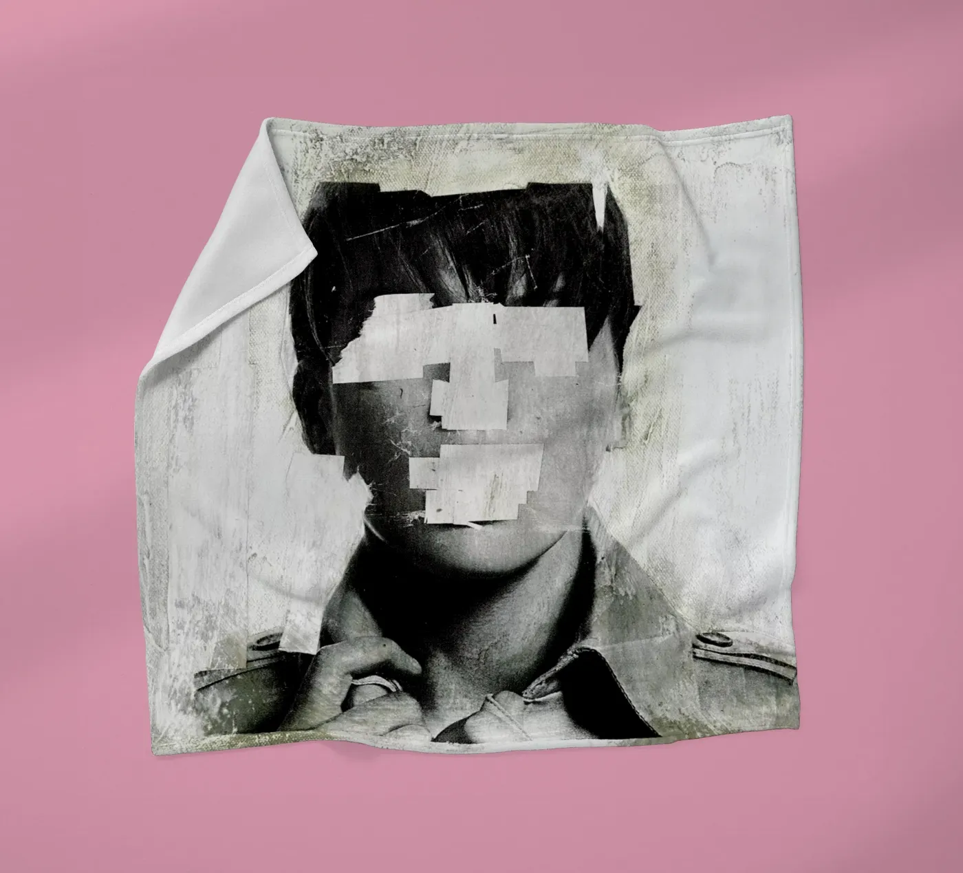 Faceless 02 Fleecedecke von Famous When Dead