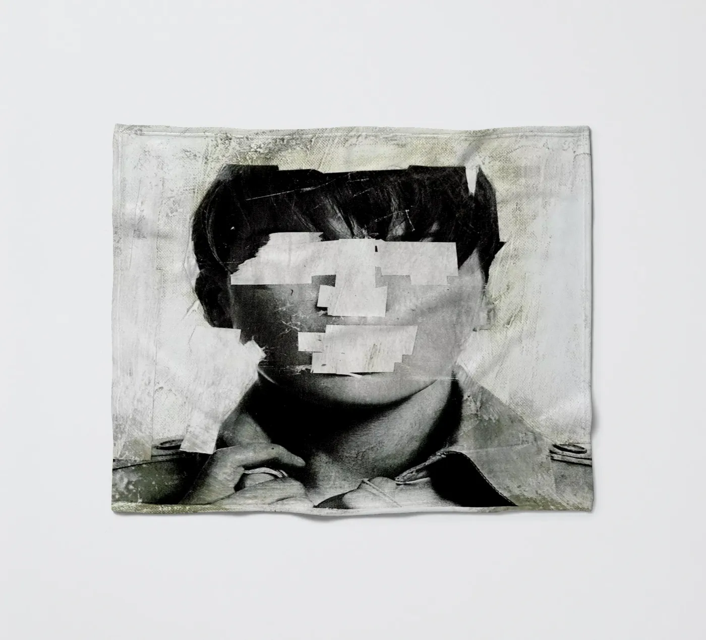 Faceless 02 Fleecedecke von Famous When Dead